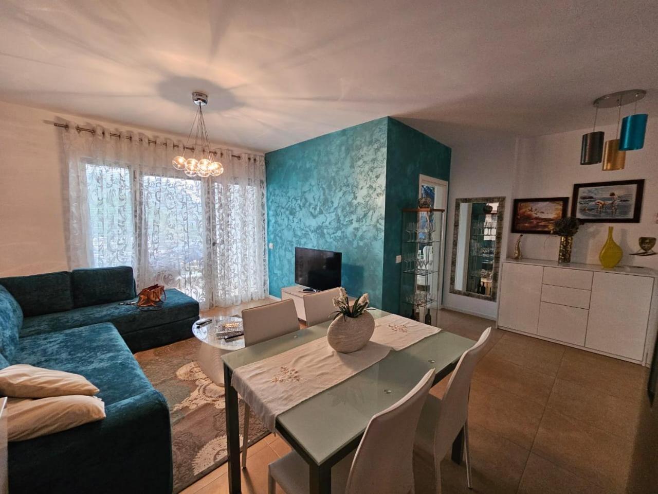 Sea&Sun&Sand Cosy Apartment In Durrës Buitenkant foto